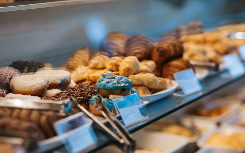 Café Colonial da Pão Dourado é parada obrigatória para quem busca um café da manhã completo ou um lanche especial