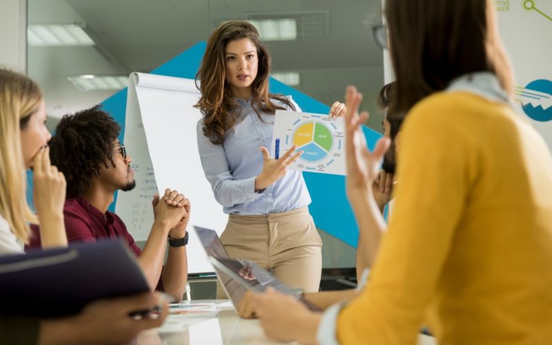 Da vaidade à conversão: estratégias para transformar engajamento em matrículas