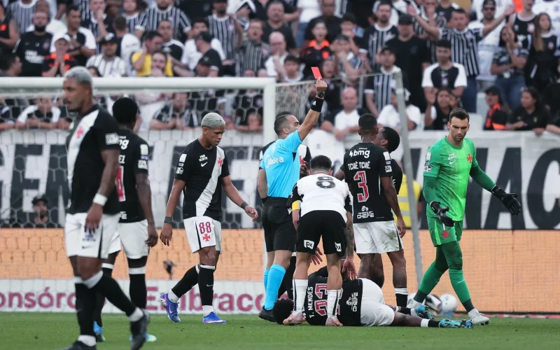 André é suspenso pelo STJD e desfalca o Corinthians em dois jogos