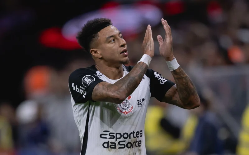 Corinthians triunfa sobre Peñarol por 2 a 0, iguala marcas históricas e segue invicto na Libertadores
