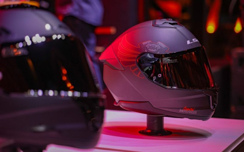 Novo capacete do Capital Moto Week 2026 é lançado em edição exclusiva; confira as imagens e saiba como adquirir o seu