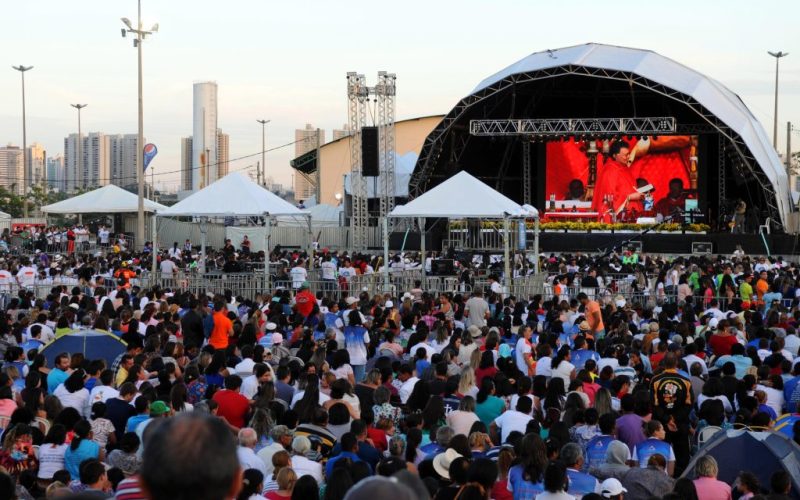 Pentecostes 2026 em Brasília: tudo o que você precisa saber sobre a celebração católica mais grandiosa da capital