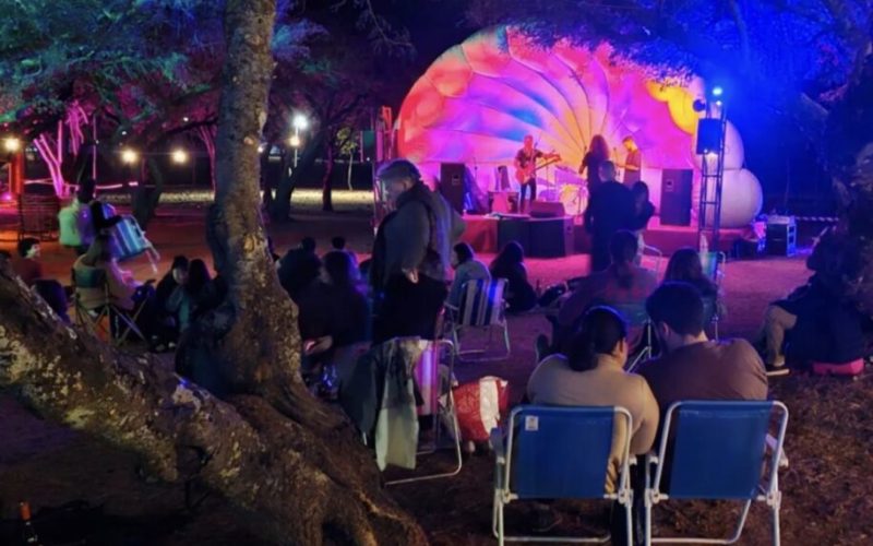 Buraco do Jazz Brasília 2026: Comemorações de uma década trazem apresentações gratuitas na Praça dos Três Poderes