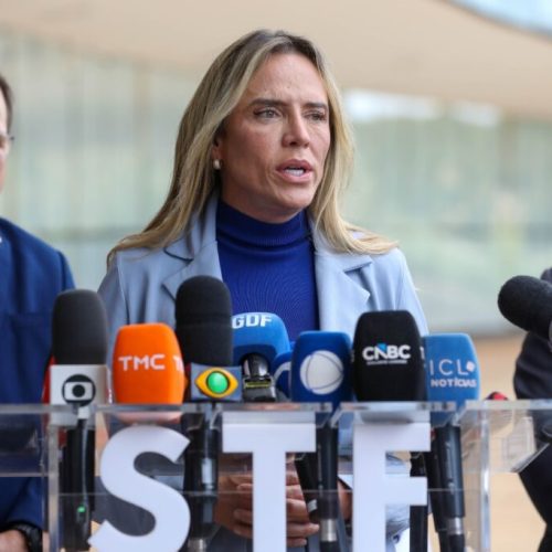 CRISE NO DF: Pacto para resgatar o BRB impede novos concursos e reajustes salariais no GDF
