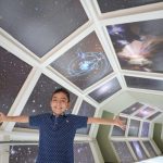 Planetário de Brasília promove colônia de férias gratuita com atividades de lançamento de foguetes para os pequenos